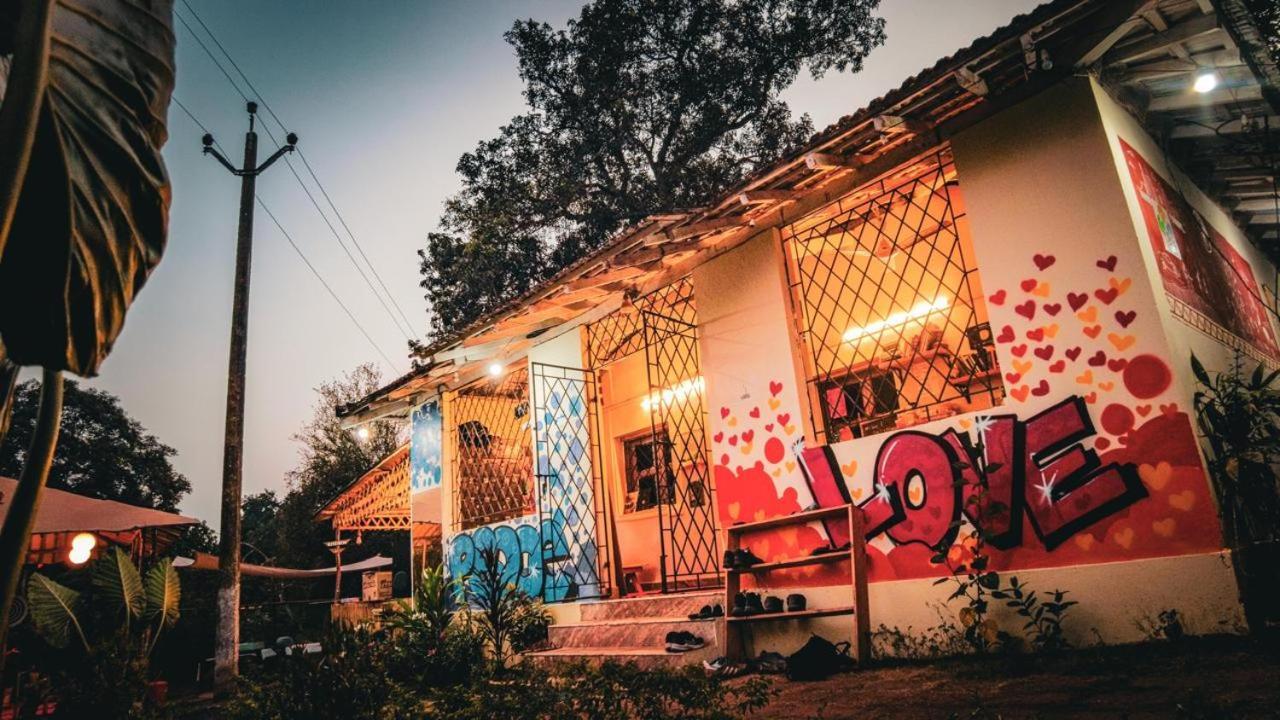 The Peace Hostel Arambol Exterior foto